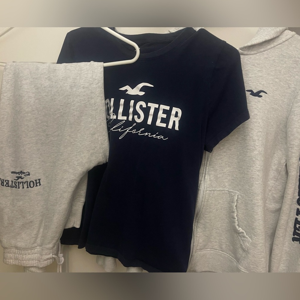 3 Piece Hollister Jogging Set